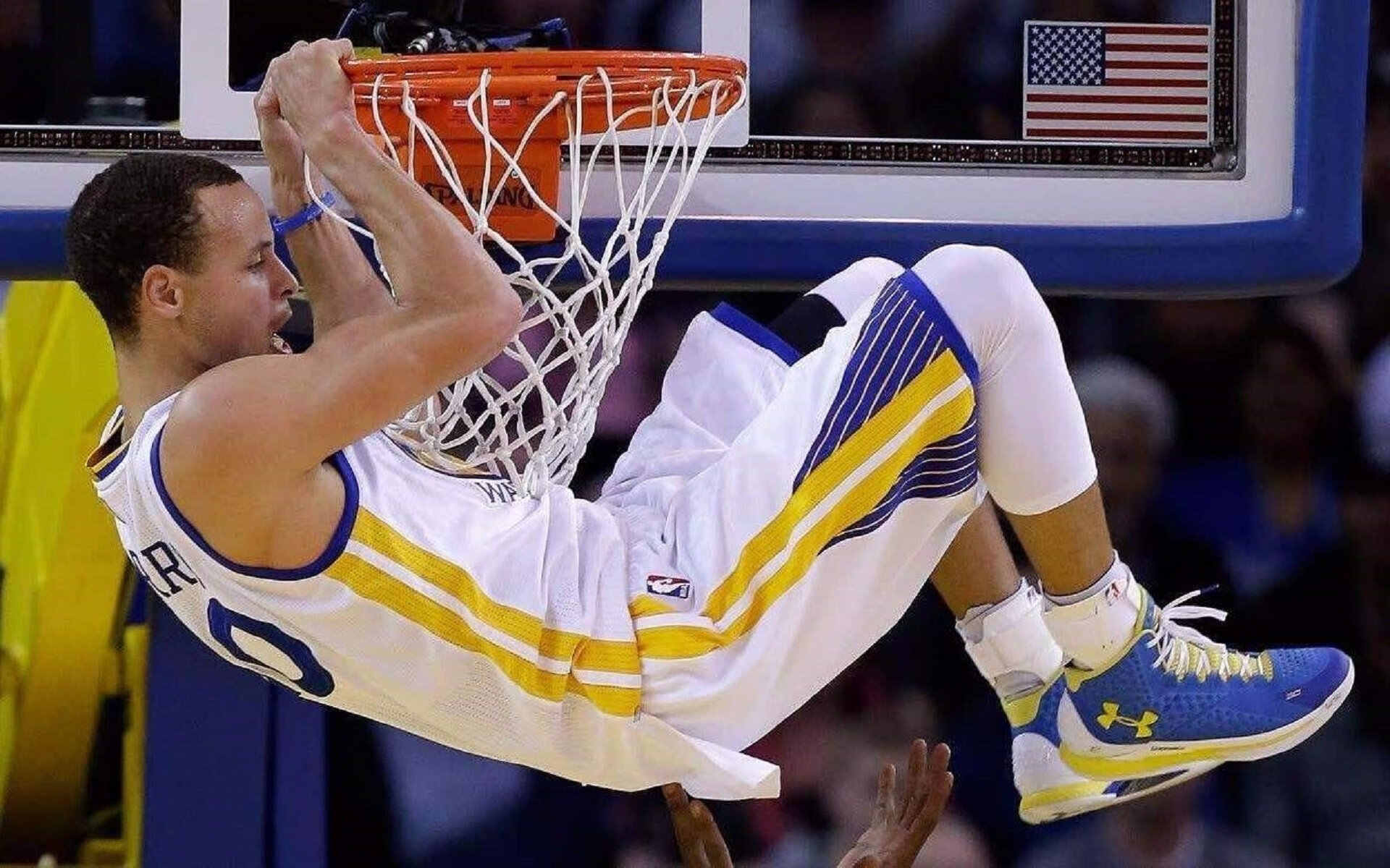 九游jiuyou-NBA设置“队医挑战权”，提升比赛中医疗判断效率，nba 队医