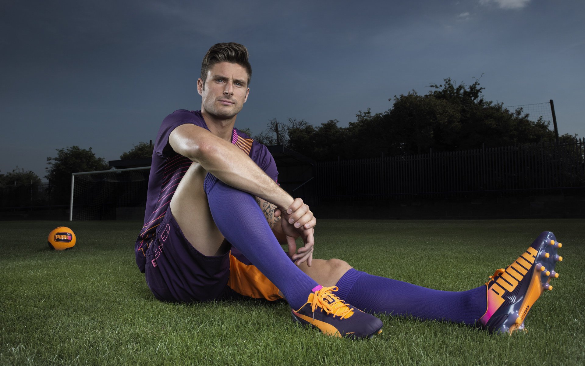 利雅得新月新赛季阵容公布，利雅得新月阵容豪华