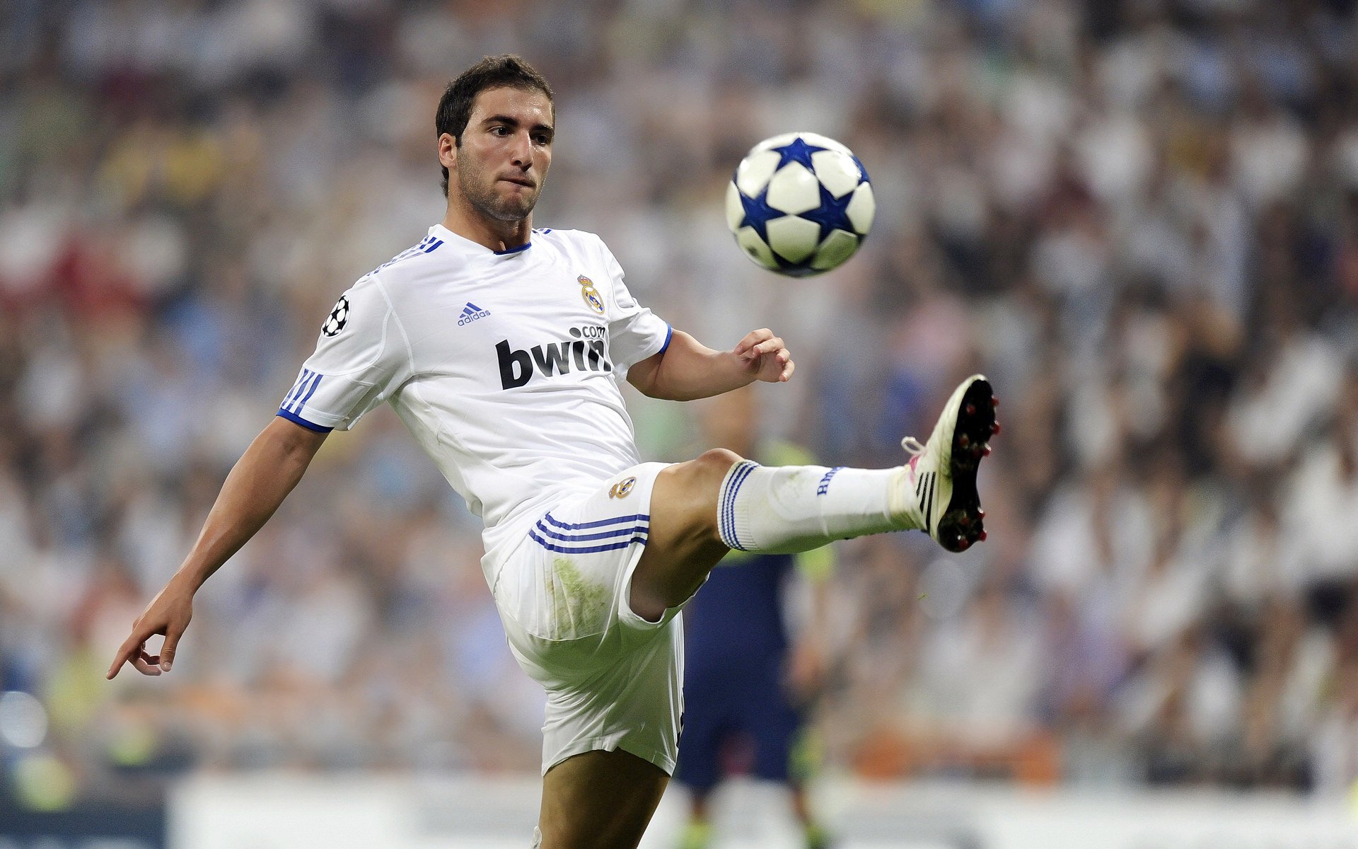 “西甲联赛精彩不断，场面高潮迭起”，西甲联赛视频